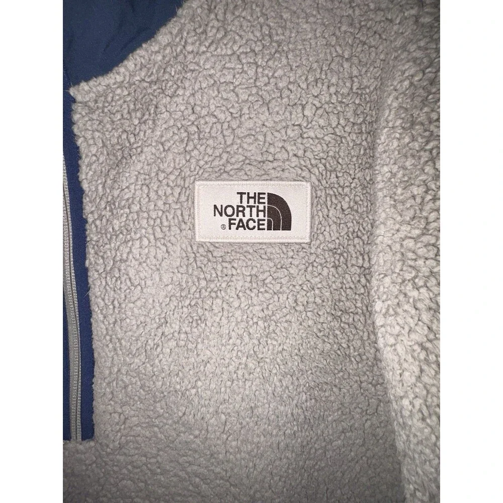 The North Face Campshire Sherpa Fleece Pullover Mens Small Gray Blue Quarter Zip